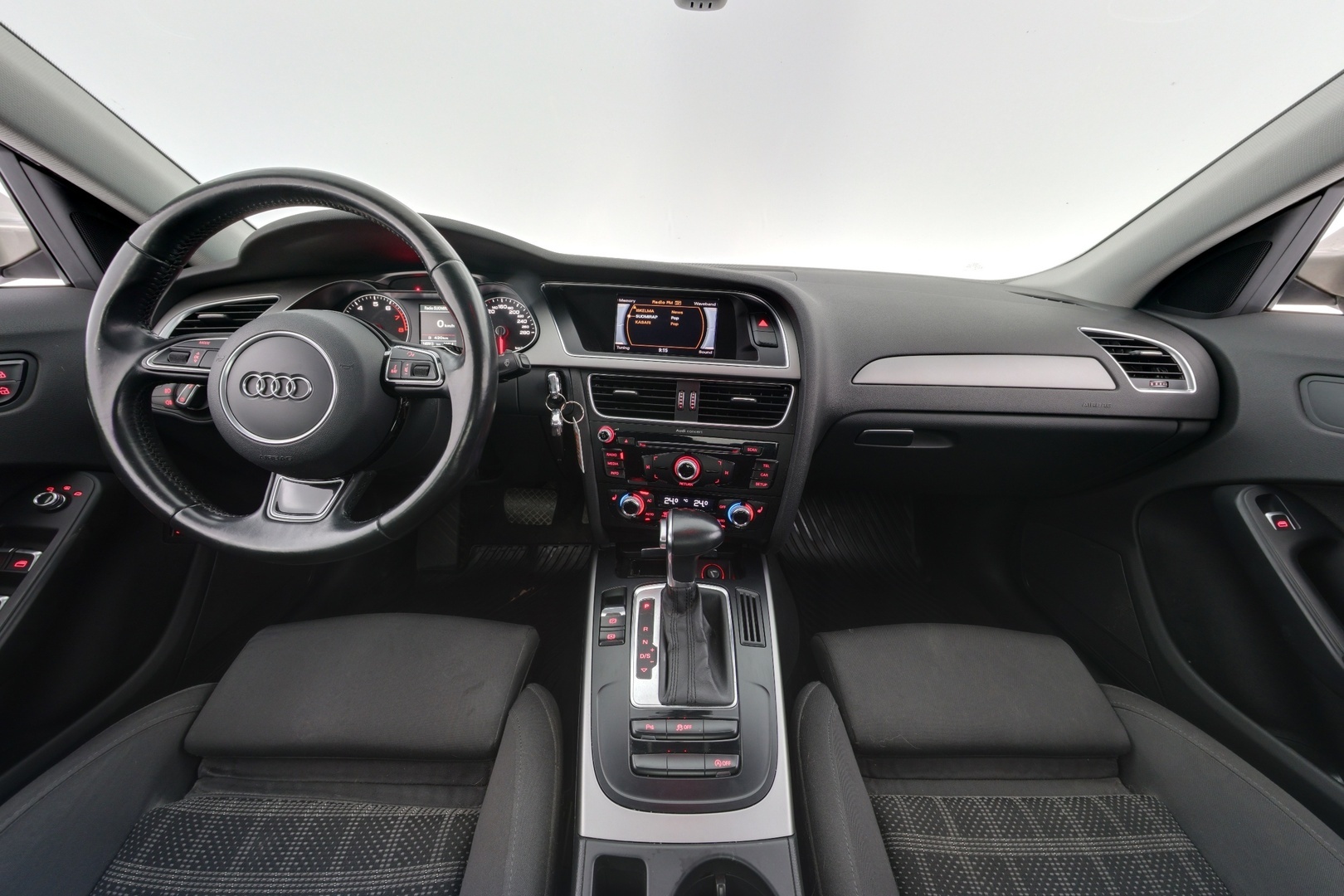 AUDI A4 2014