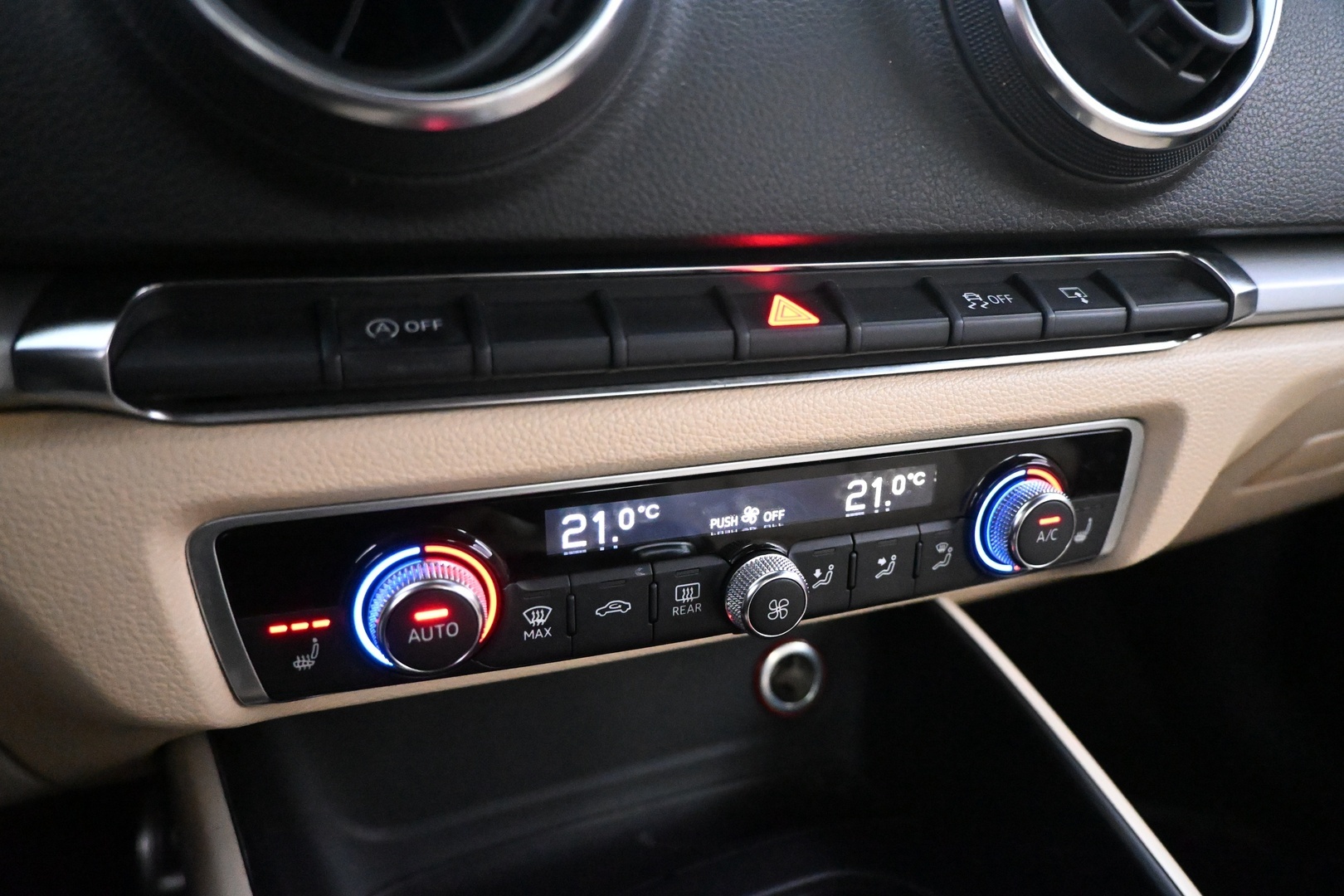 AUDI A3 2014