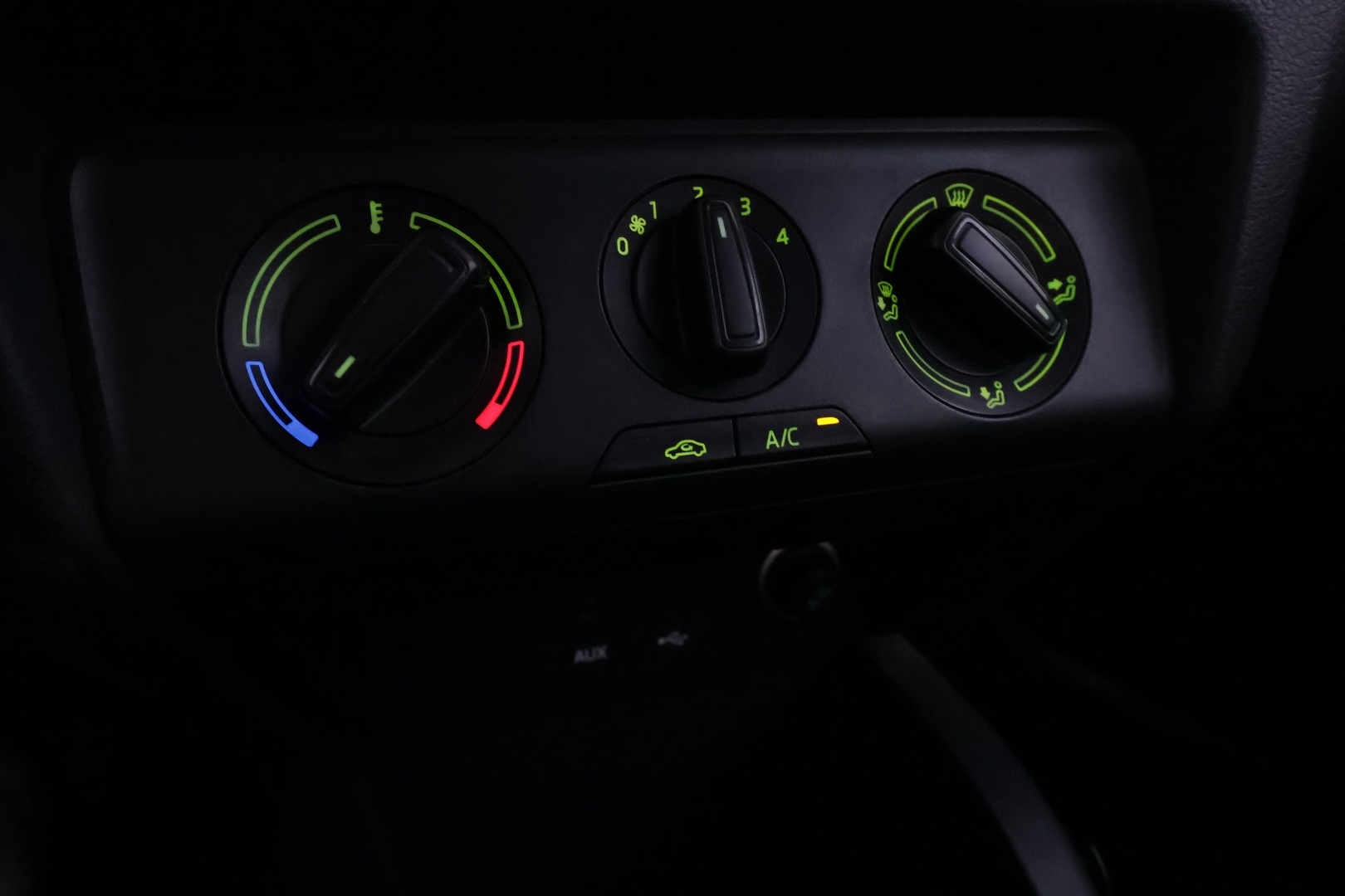 SKODA Fabia 2016