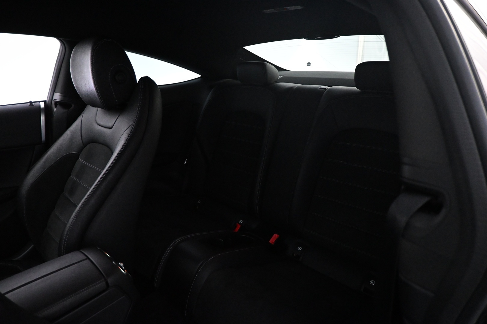 MERCEDES-BENZ C 2016