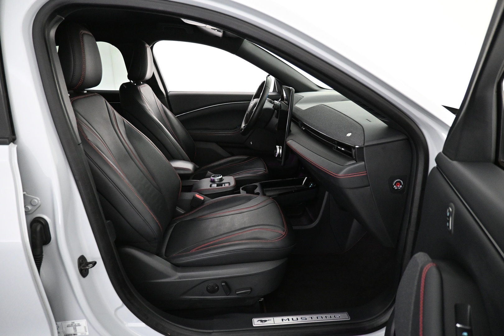 FORD Mustang Mach-E 2022