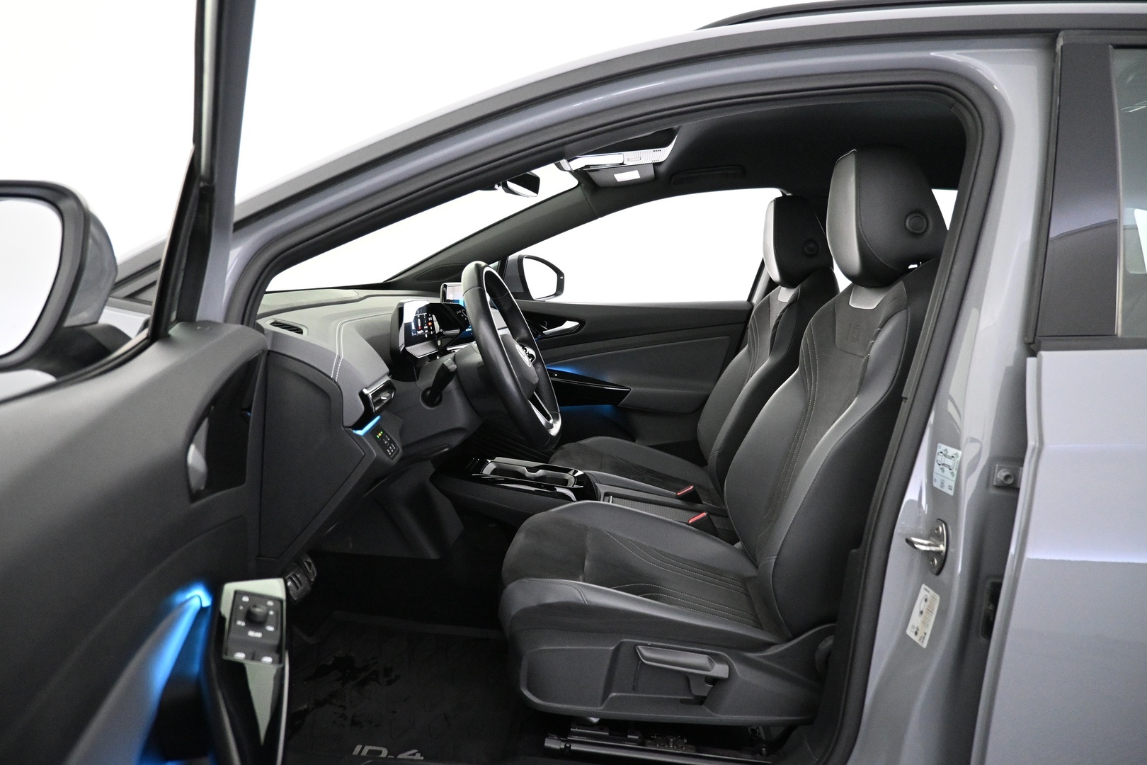 VOLKSWAGEN ID.4 2023