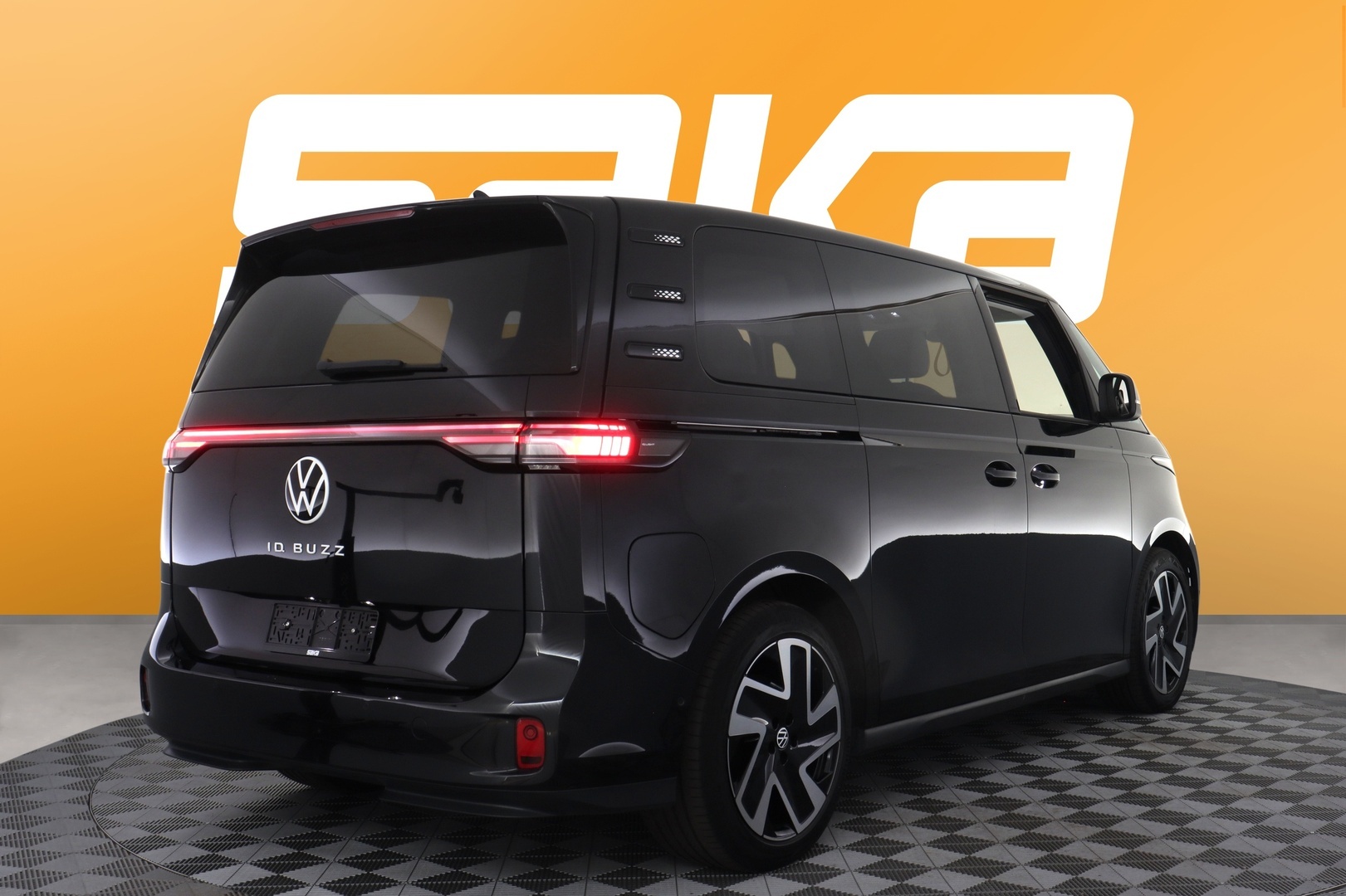VOLKSWAGEN ID. Buzz 2023