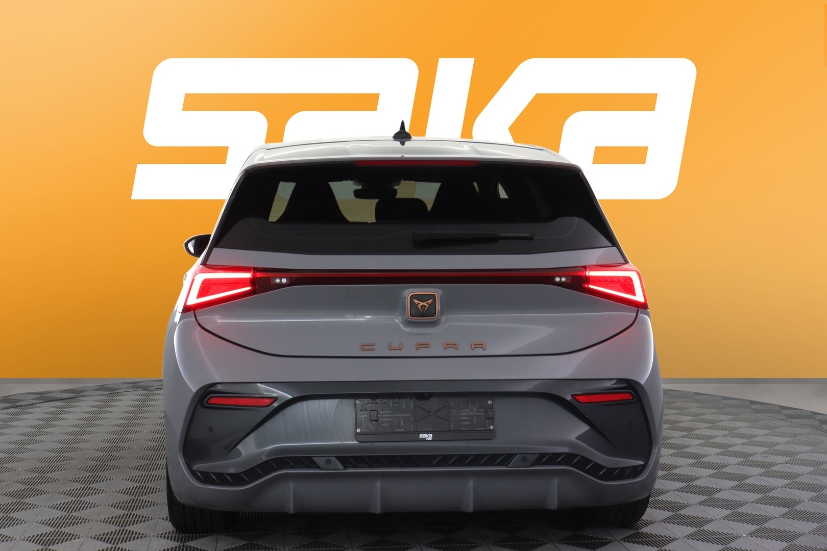 CUPRA Born 2023