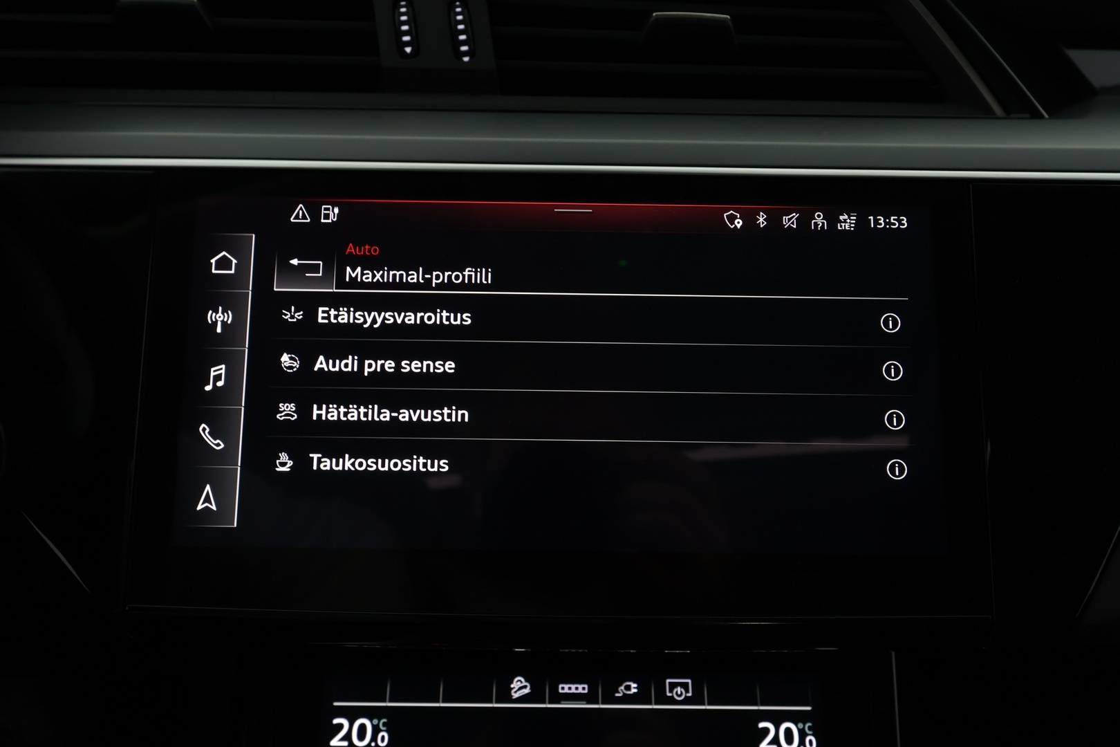AUDI e-tron 2022