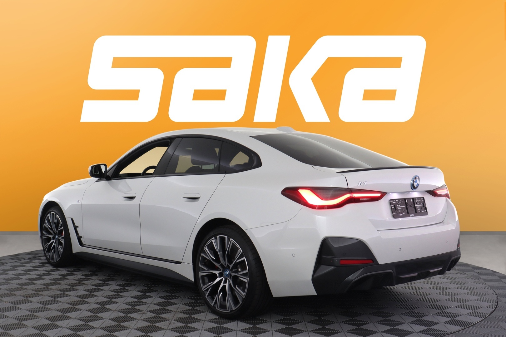 BMW i4 2024