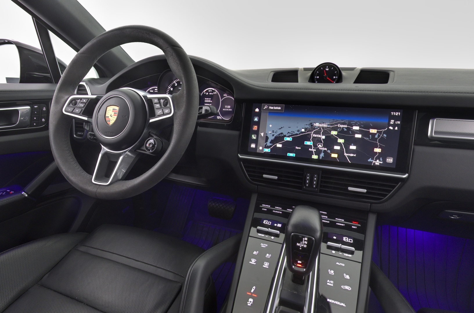 PORSCHE Cayenne 2023