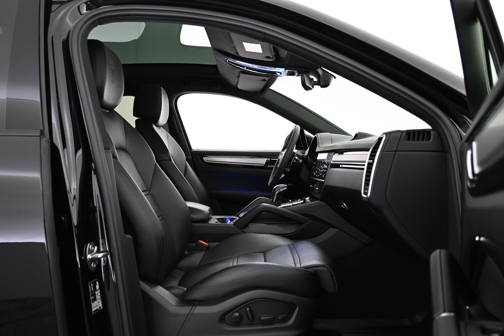 PORSCHE Cayenne 2023
