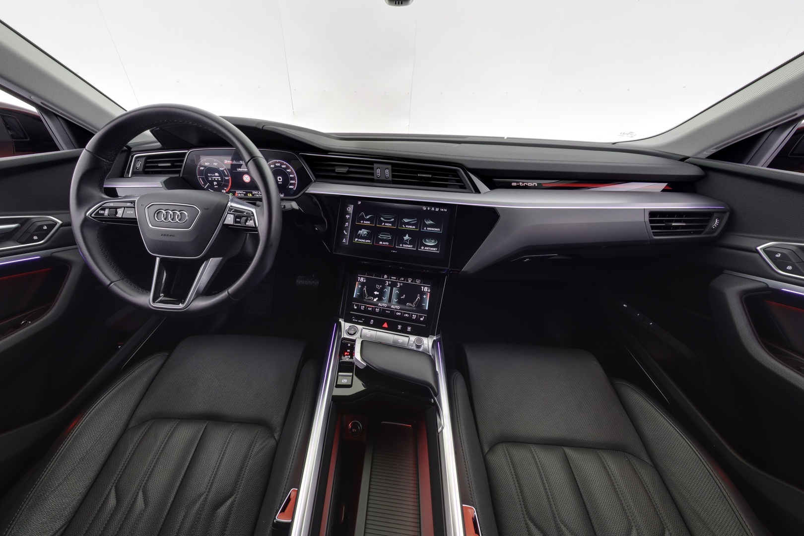 AUDI e-tron 2022