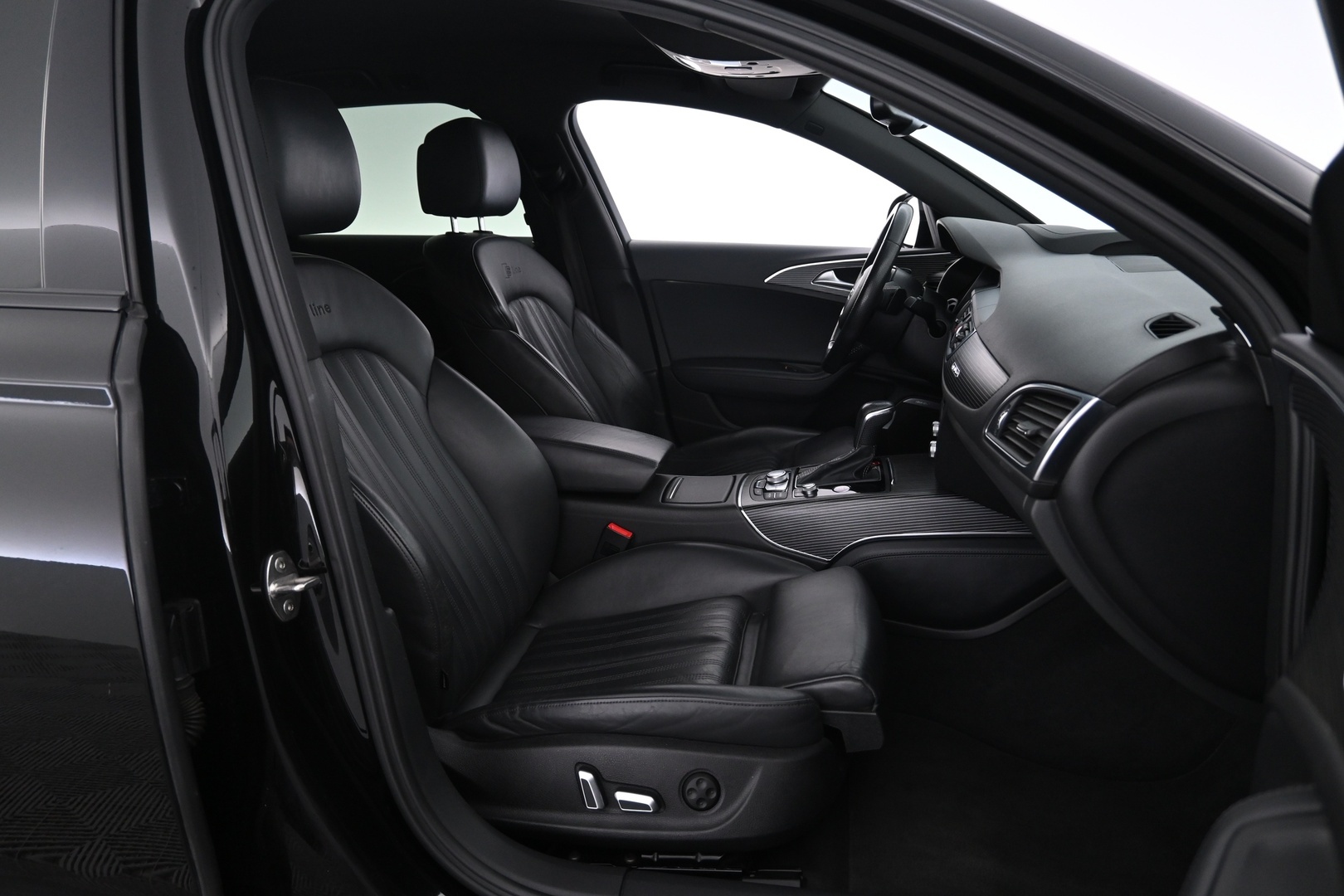 AUDI A6 2015