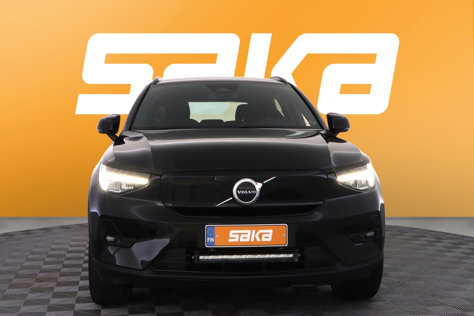 VOLVO XC40 2023