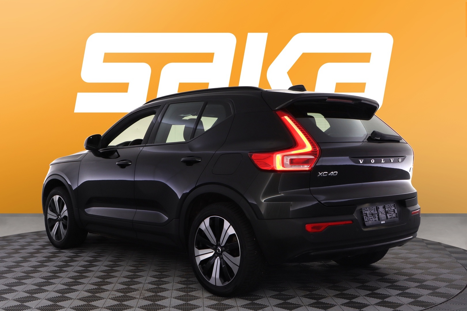 VOLVO XC40 2023