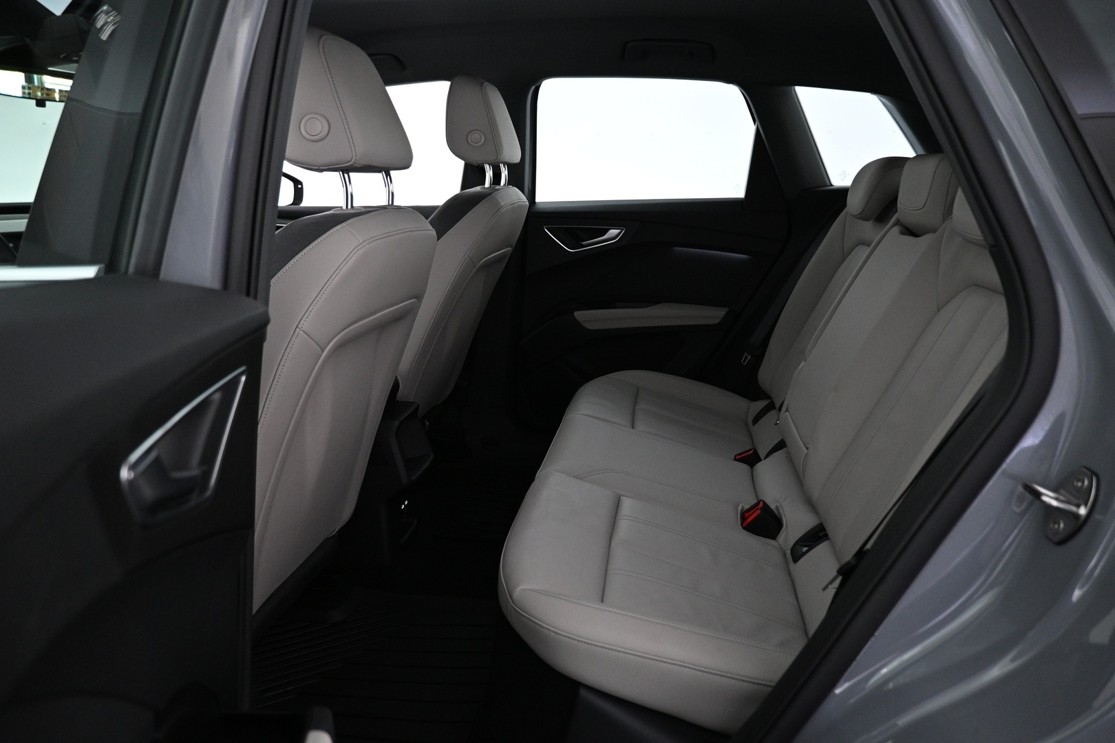 AUDI Q4 e-tron 2023