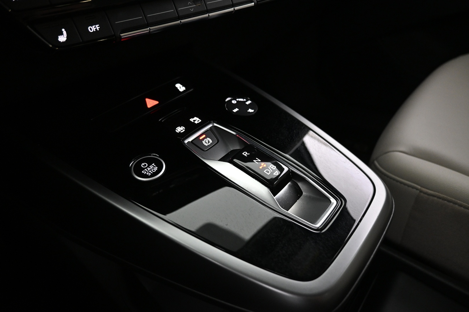 AUDI Q4 e-tron 2023