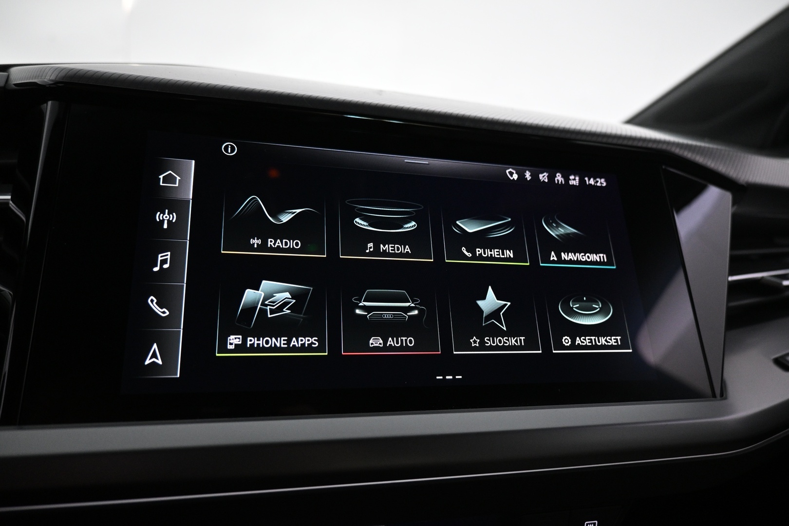 AUDI Q4 e-tron 2023