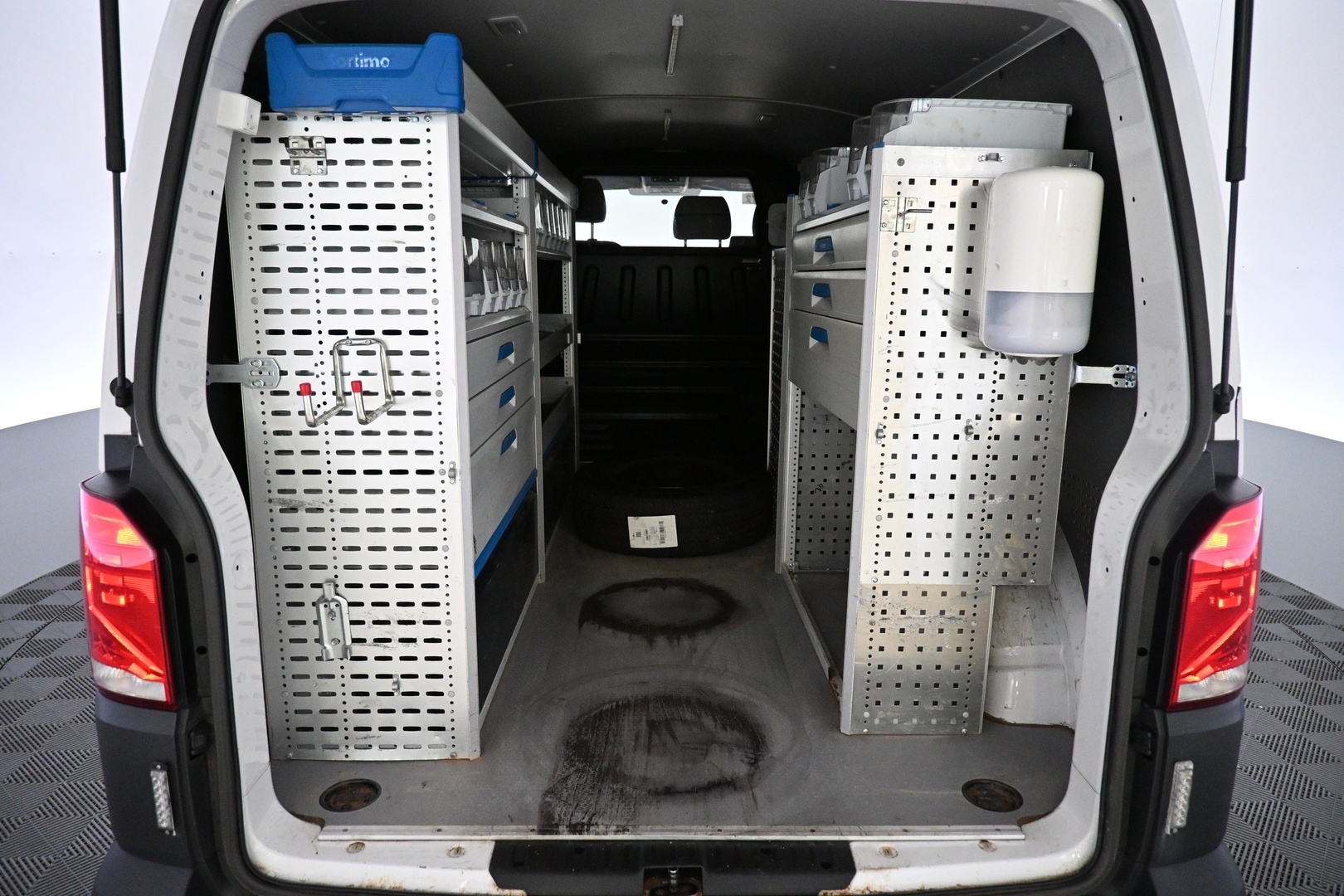 VOLKSWAGEN Transporter 2021