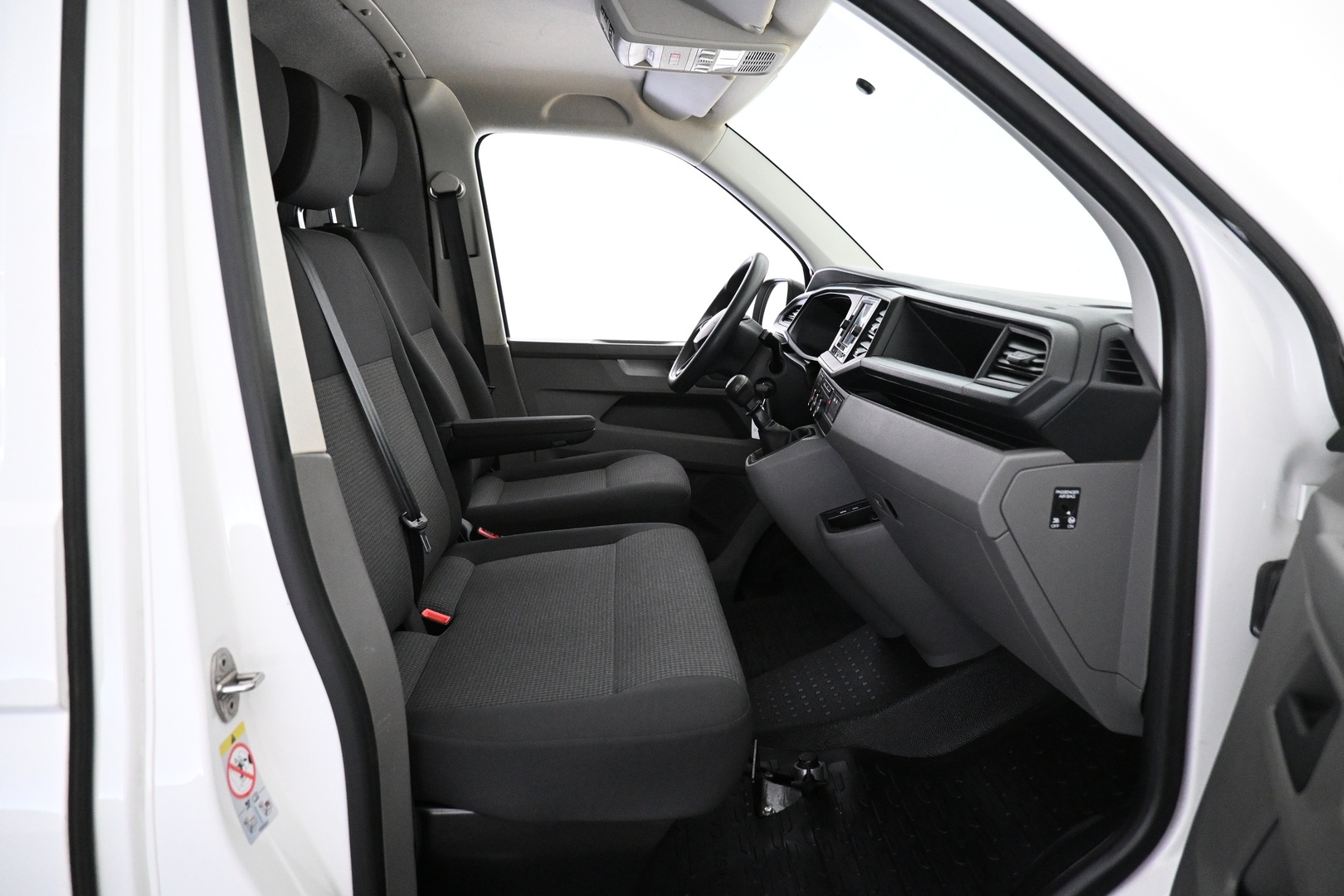 VOLKSWAGEN Transporter 2021