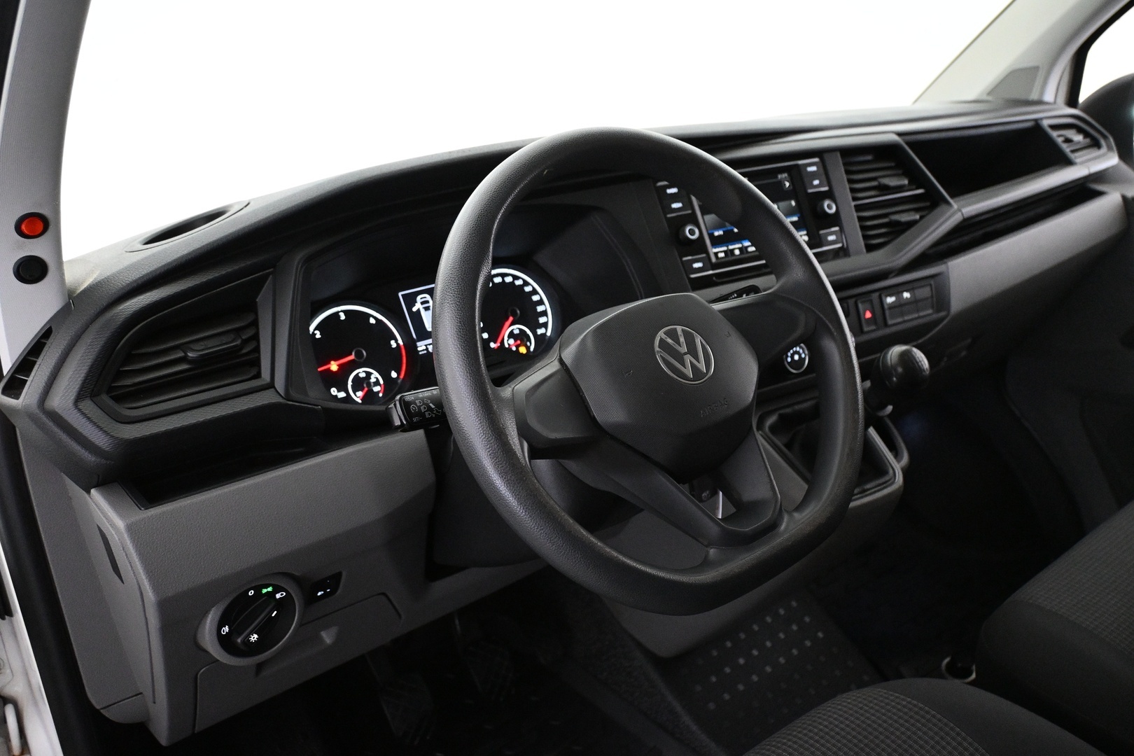 VOLKSWAGEN Transporter 2021