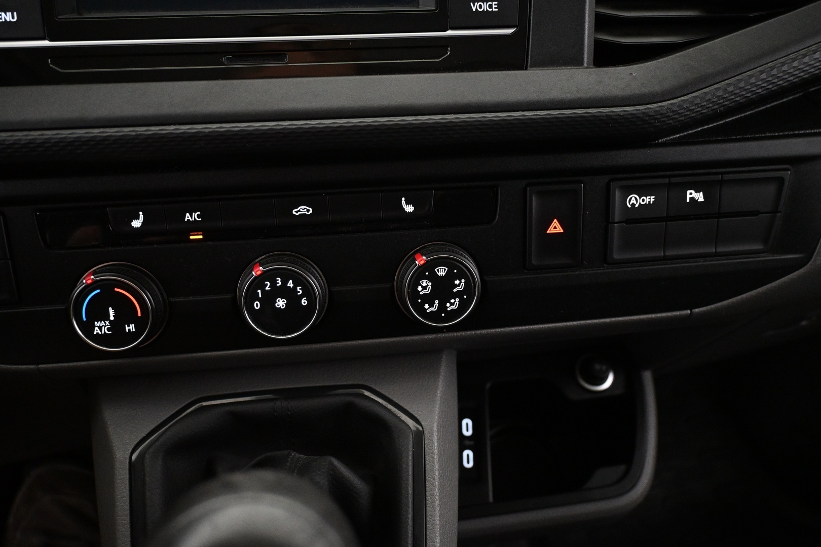 VOLKSWAGEN Transporter 2021