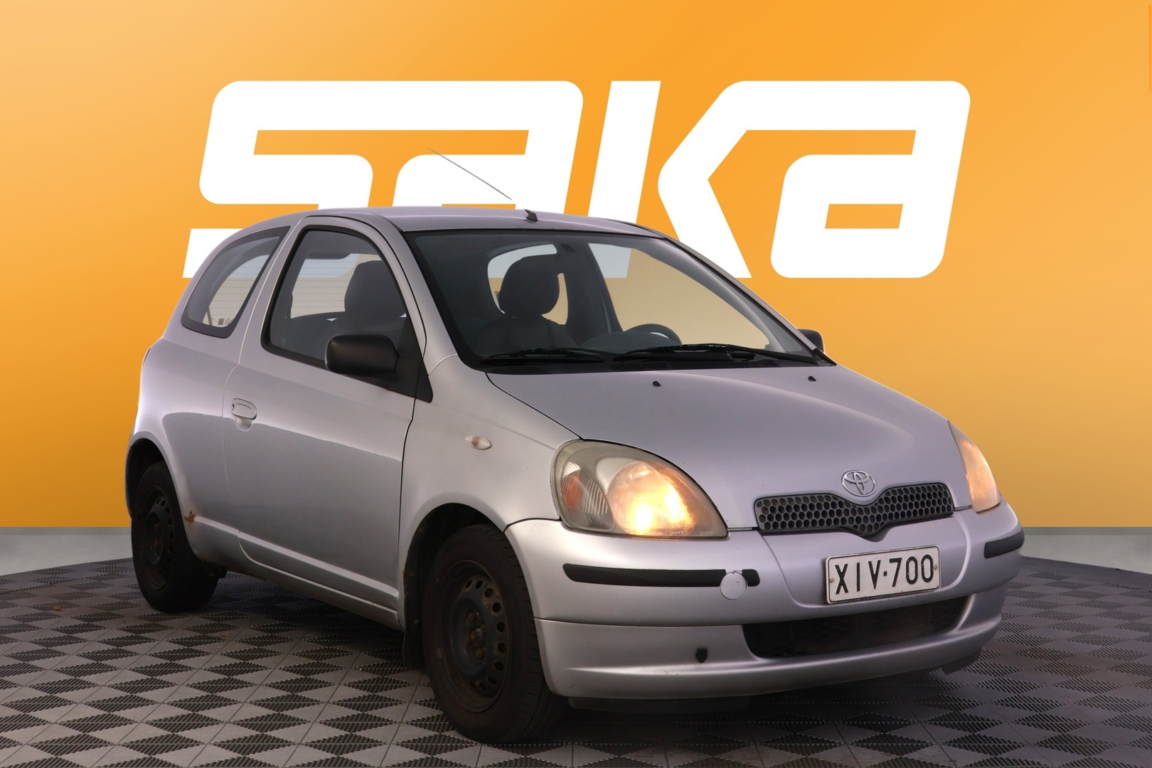 TOYOTA Yaris 1999