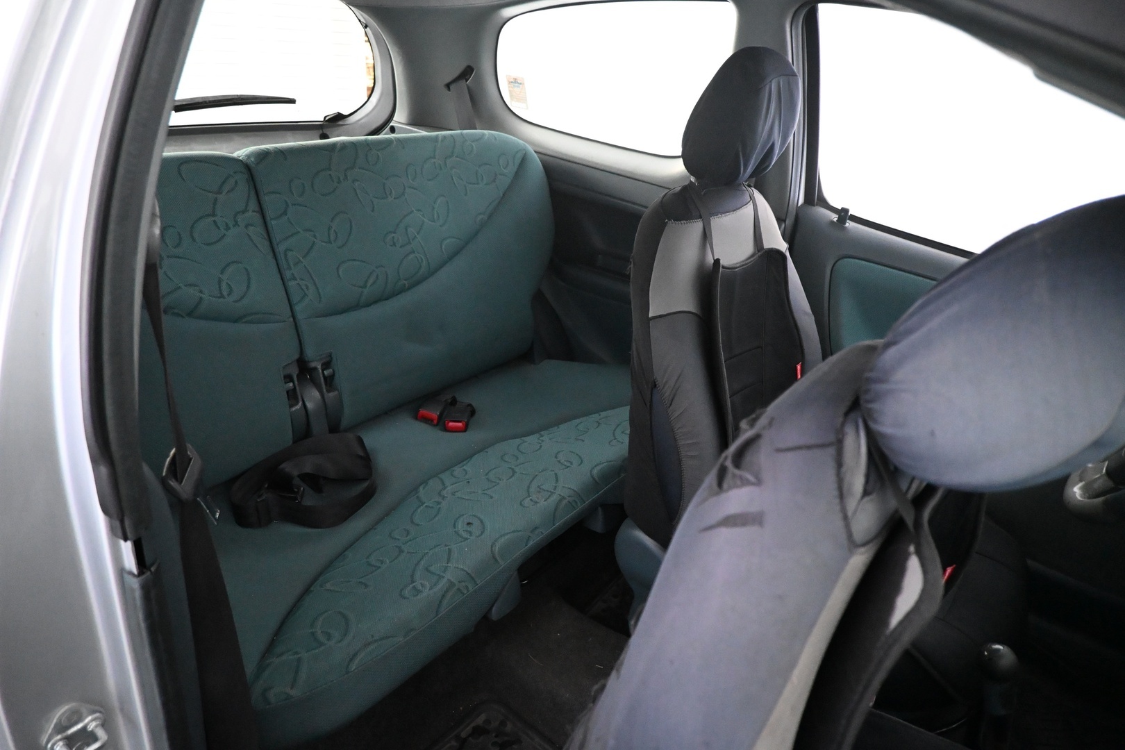 TOYOTA Yaris 1999