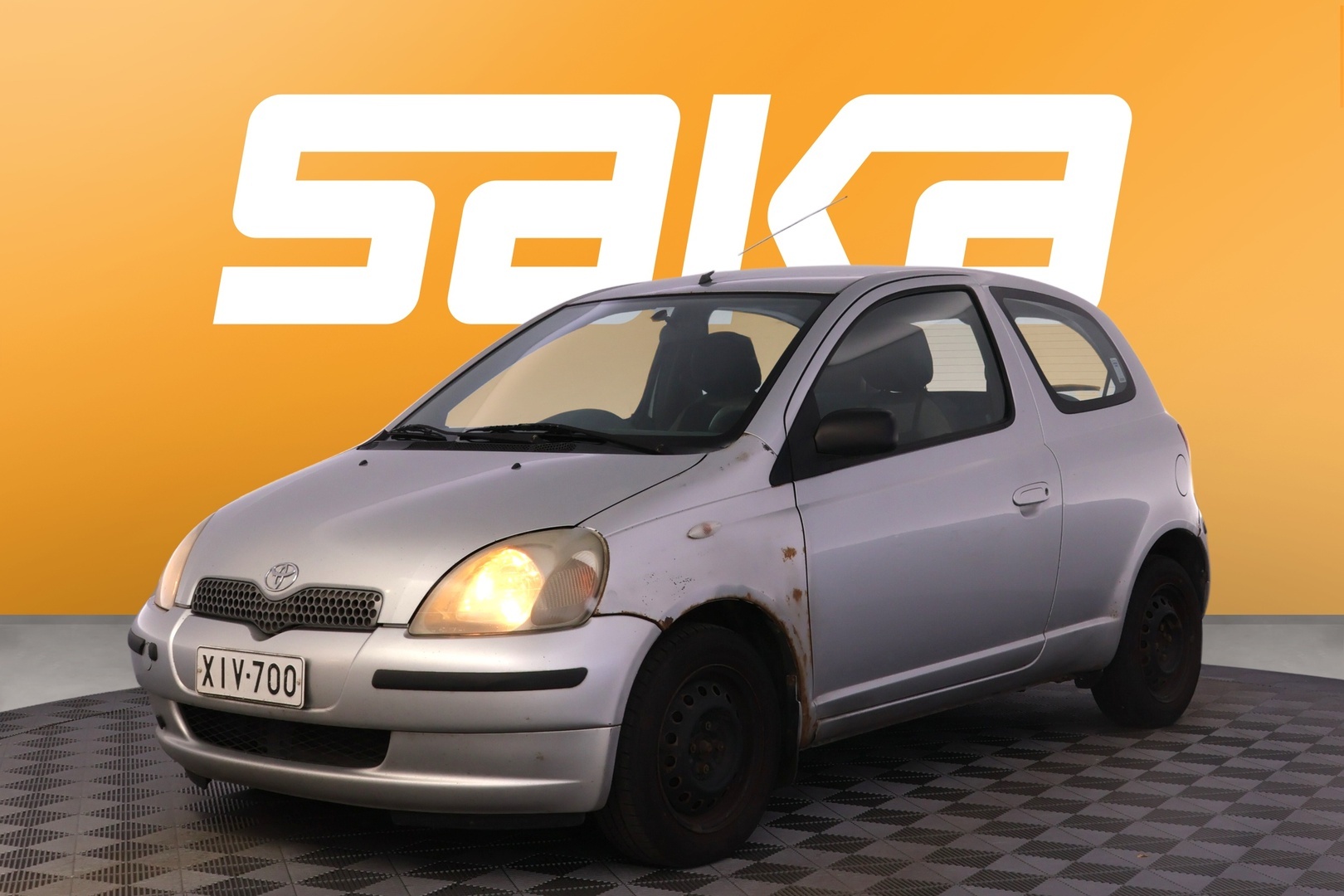 TOYOTA Yaris 1999
