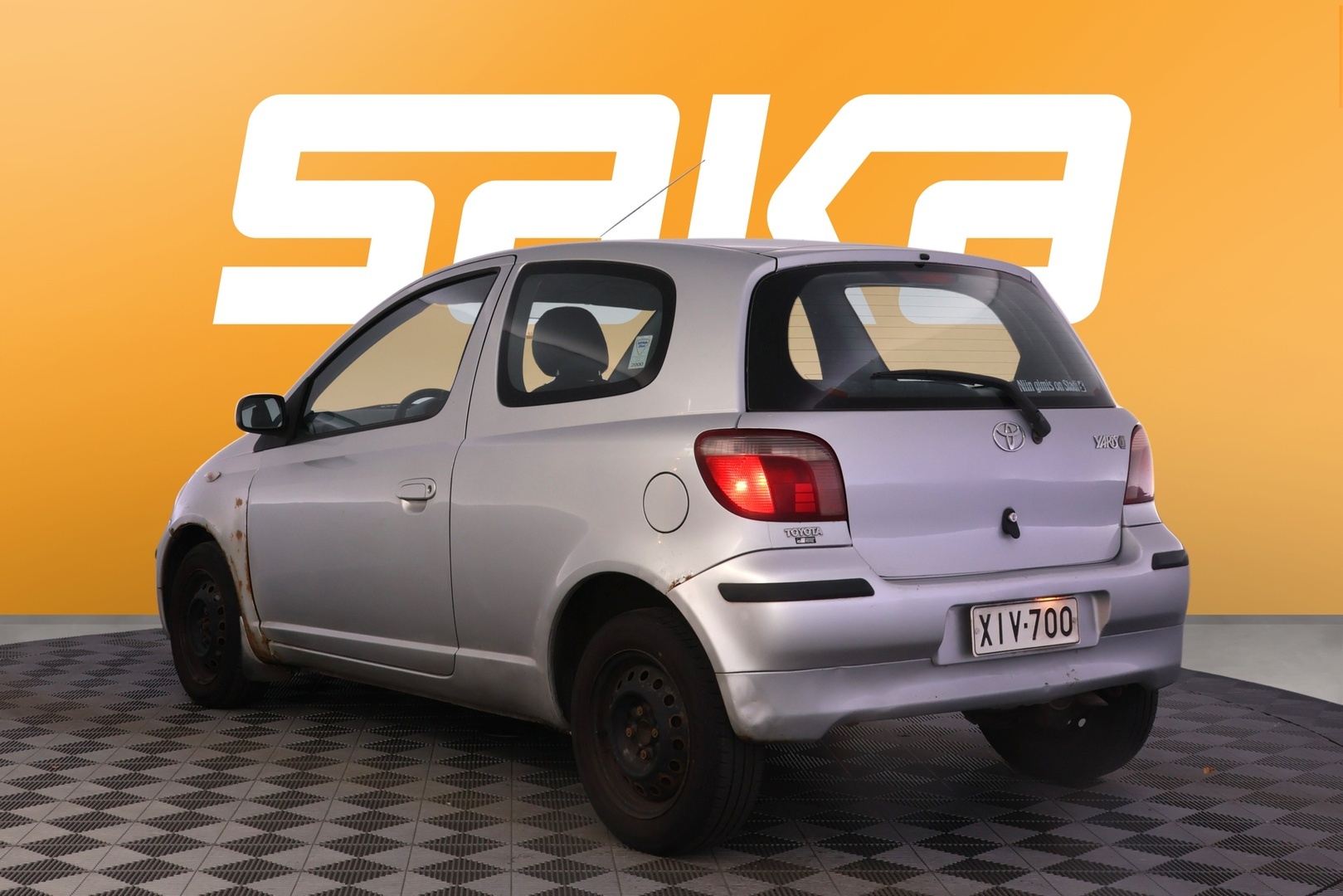 TOYOTA Yaris 1999