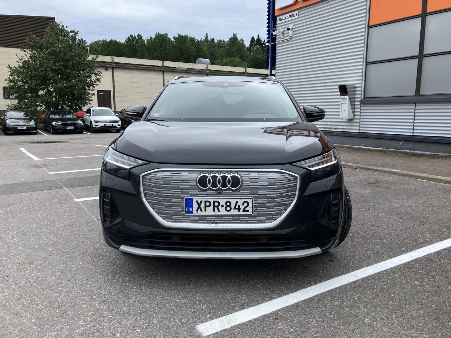 AUDI Q4 e-tron 2022