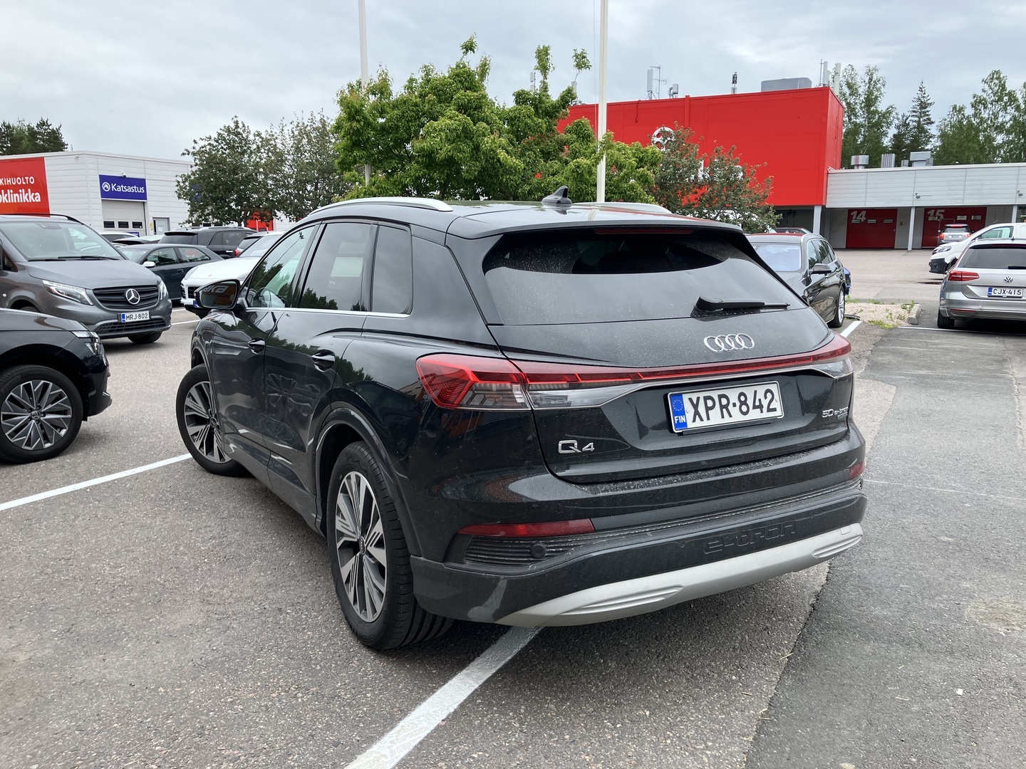 AUDI Q4 e-tron 2022