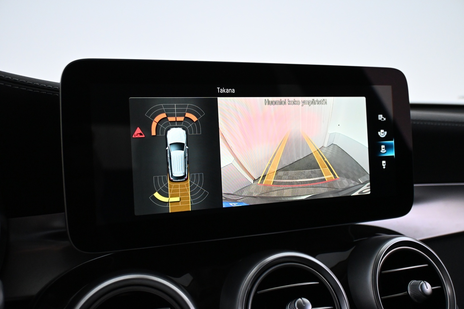 MERCEDES-BENZ GLC 2022