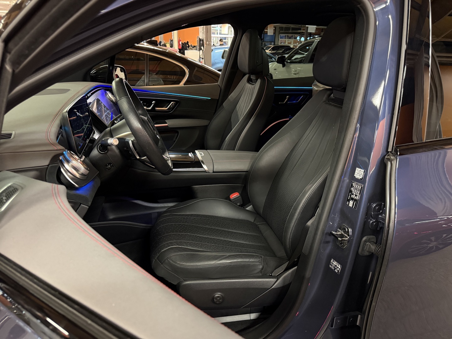 MERCEDES-BENZ EQS SUV 2023