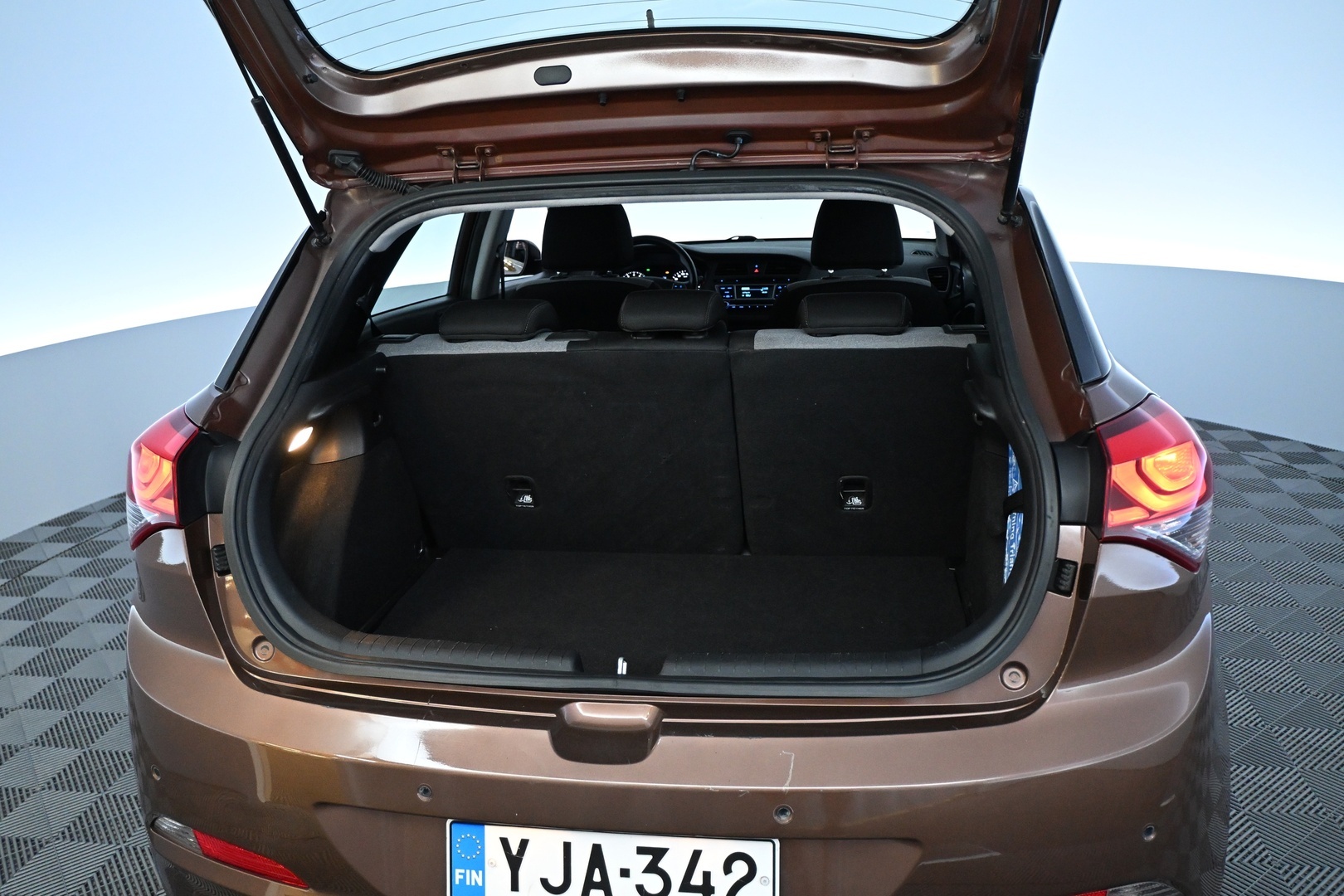 HYUNDAI I20 2016
