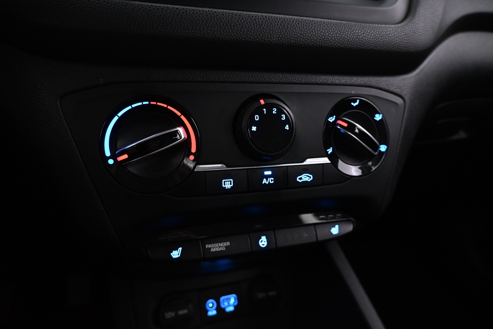 HYUNDAI I20 2016