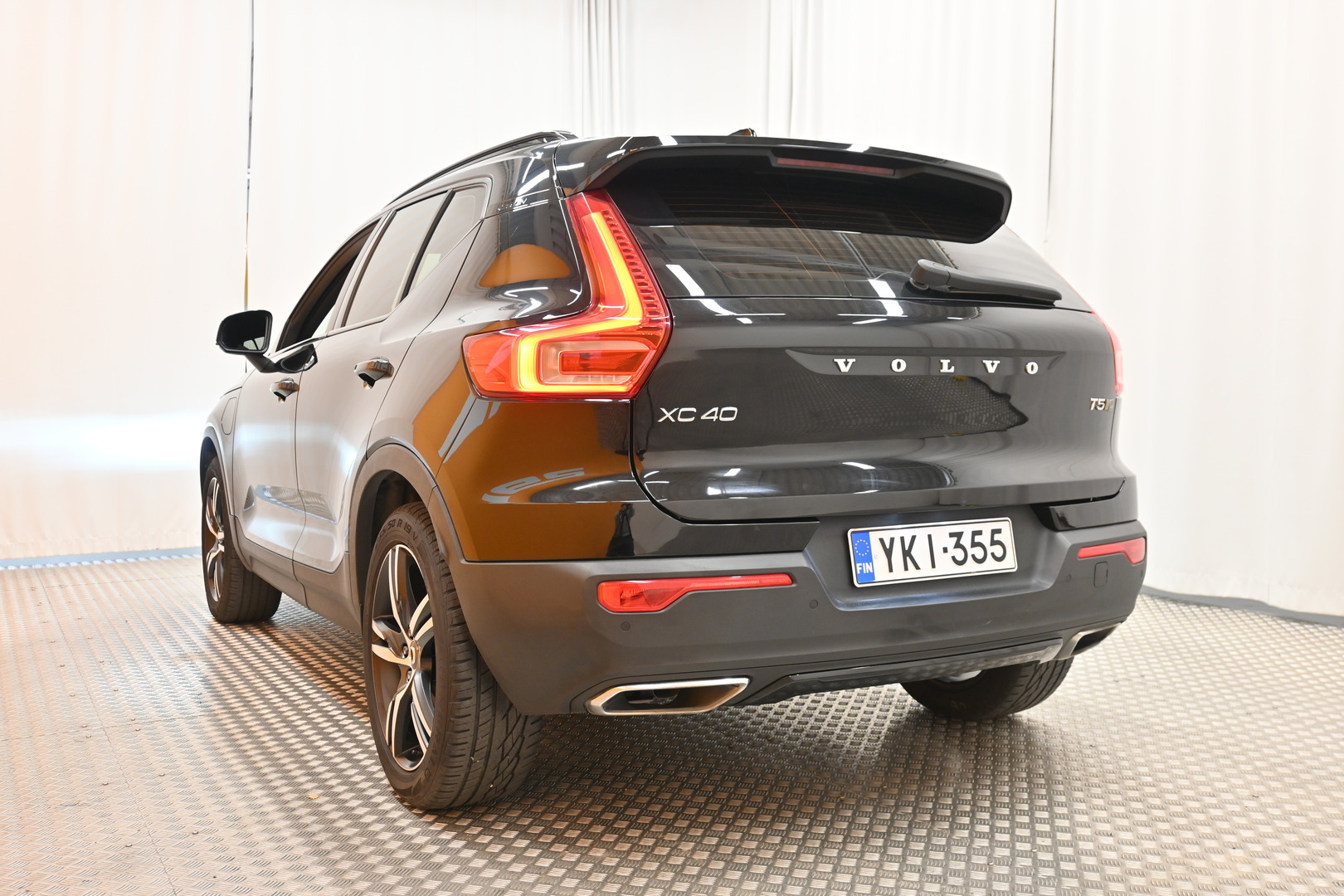 VOLVO XC40 2020