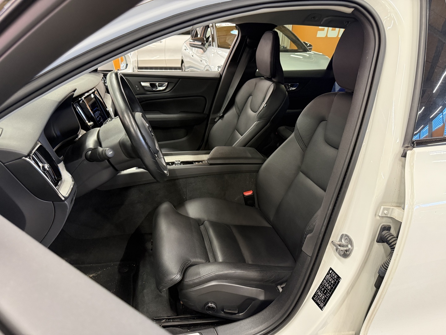 VOLVO V60 Cross Country 2022