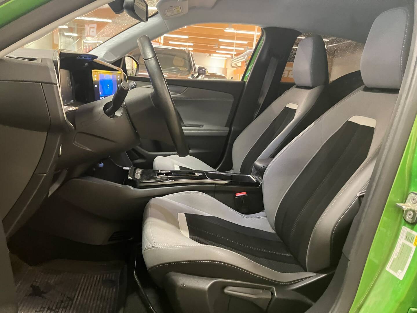 OPEL Mokka-e 2023