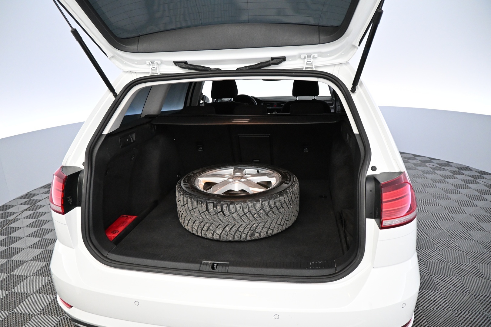 VOLKSWAGEN Golf 2020