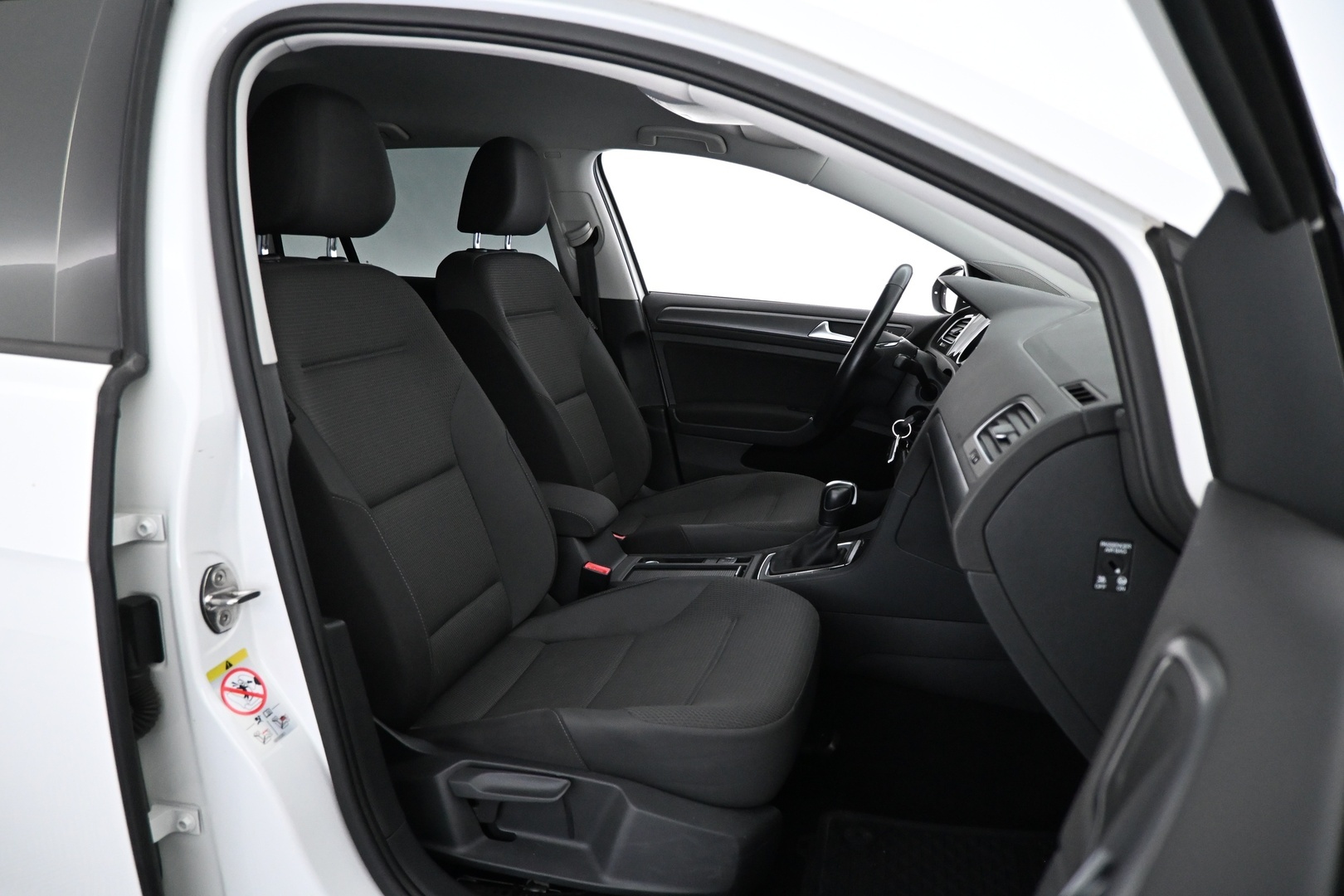 VOLKSWAGEN Golf 2020