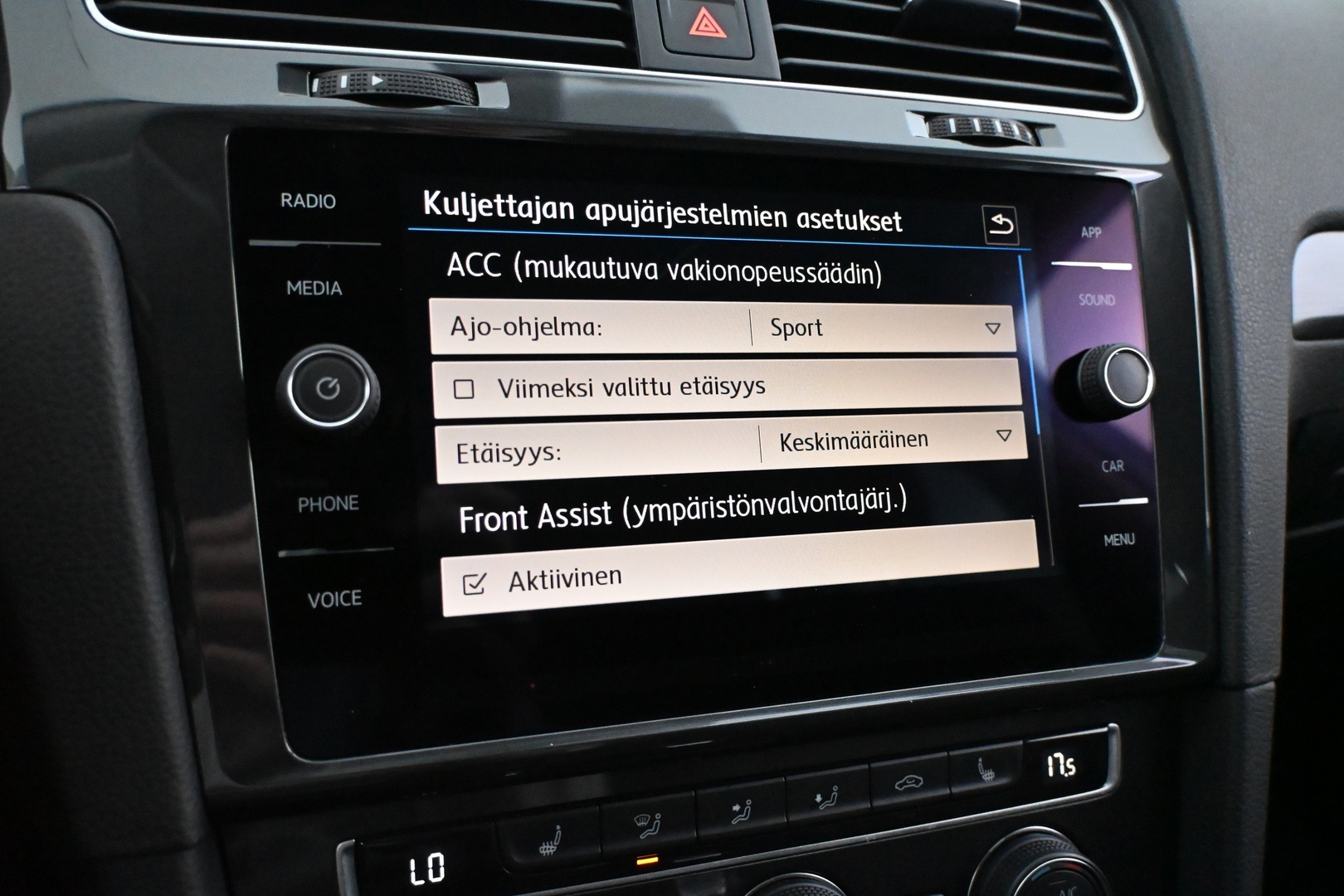 VOLKSWAGEN Golf 2020