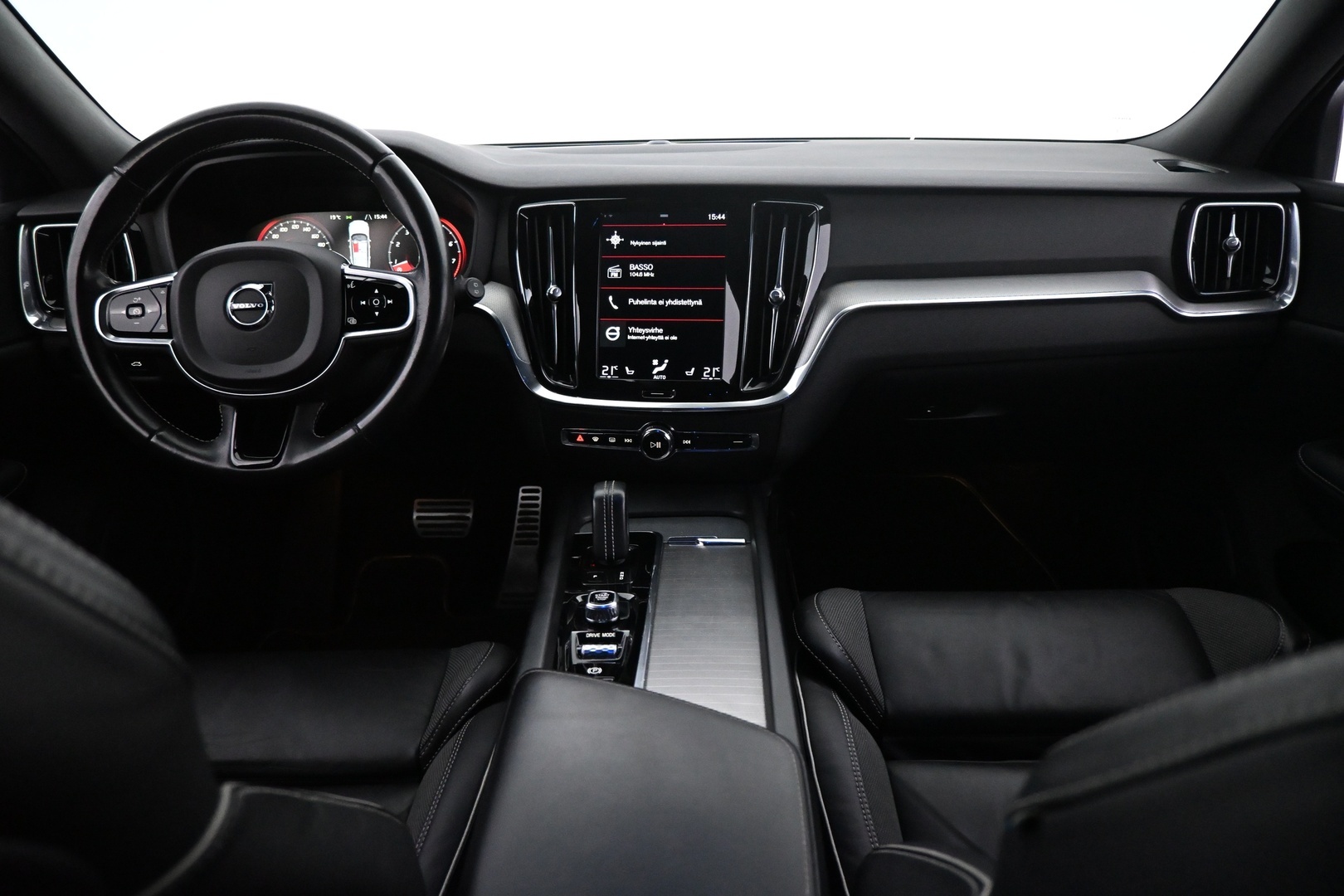 VOLVO V60 2021