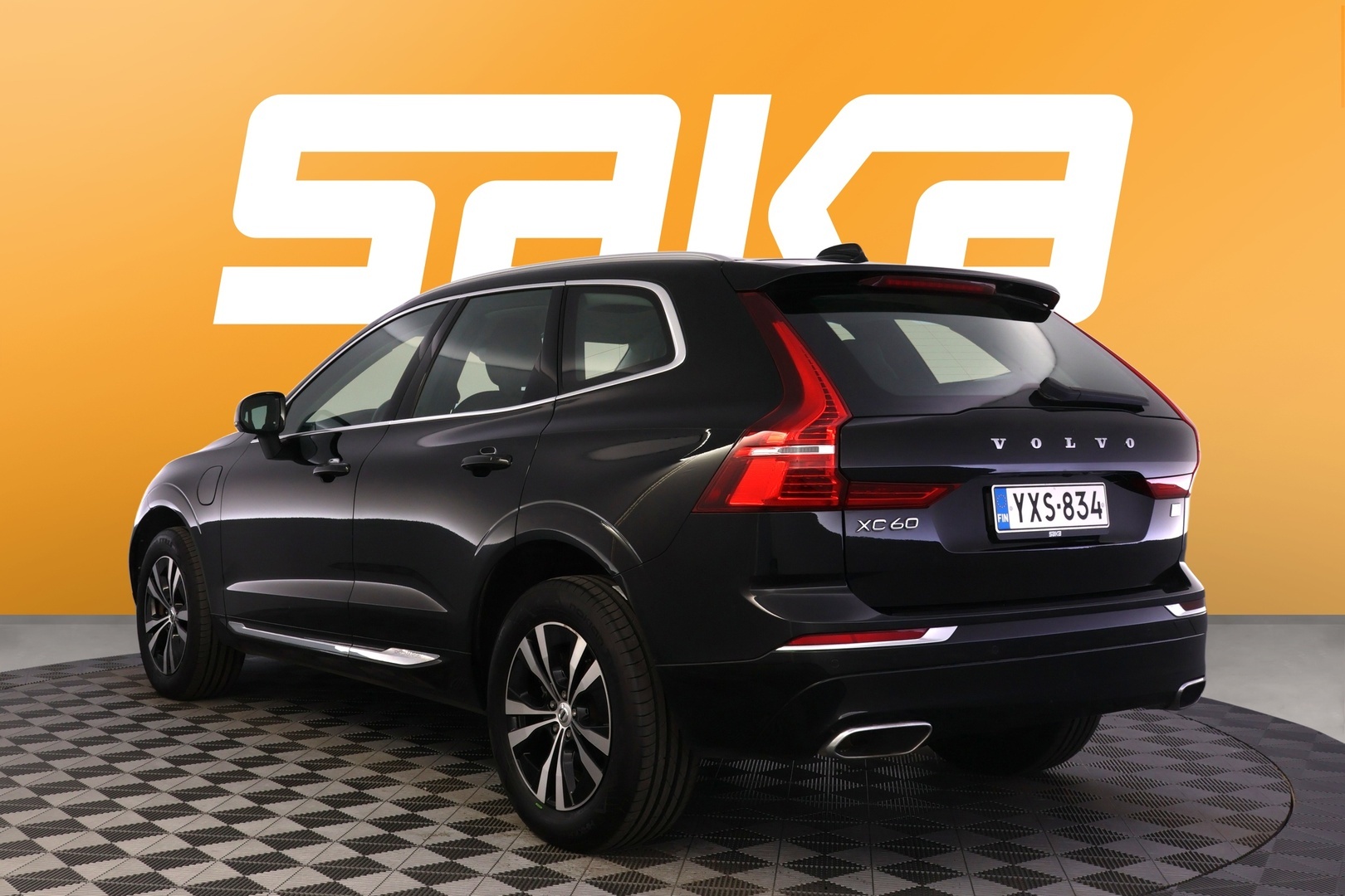 VOLVO XC60 2021