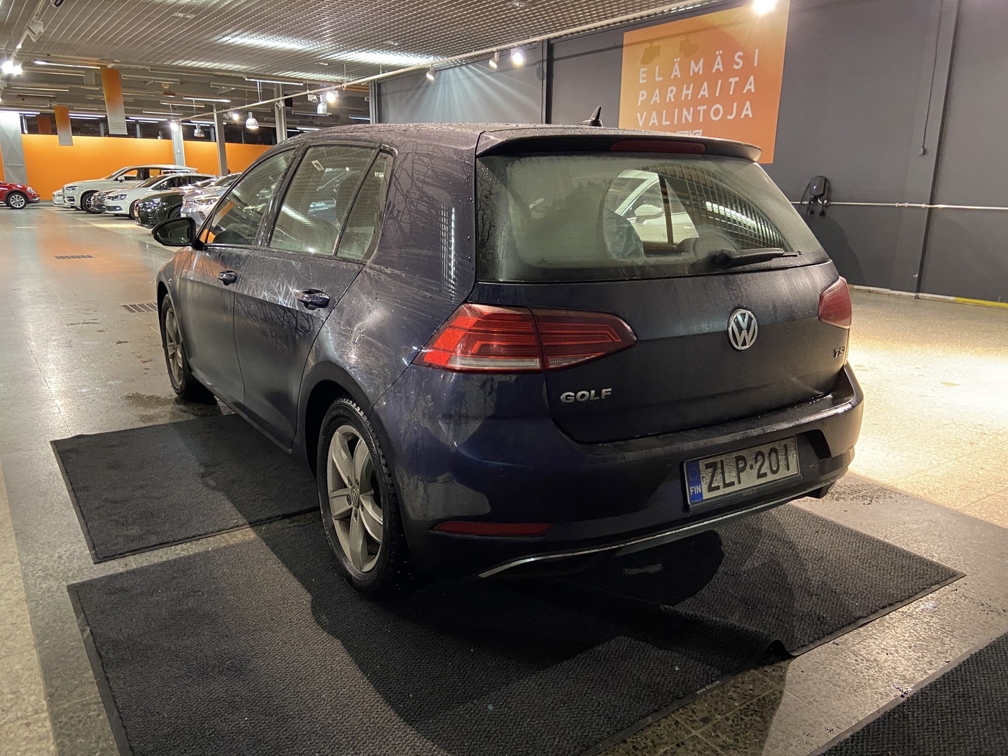 VOLKSWAGEN Golf 2017