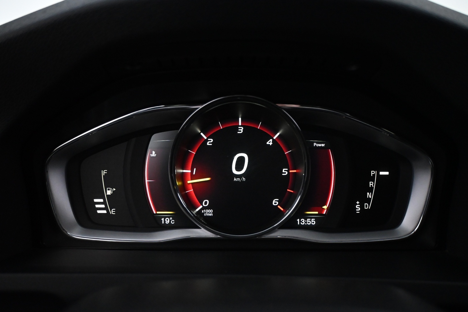 VOLVO V60 Cross Country 2017