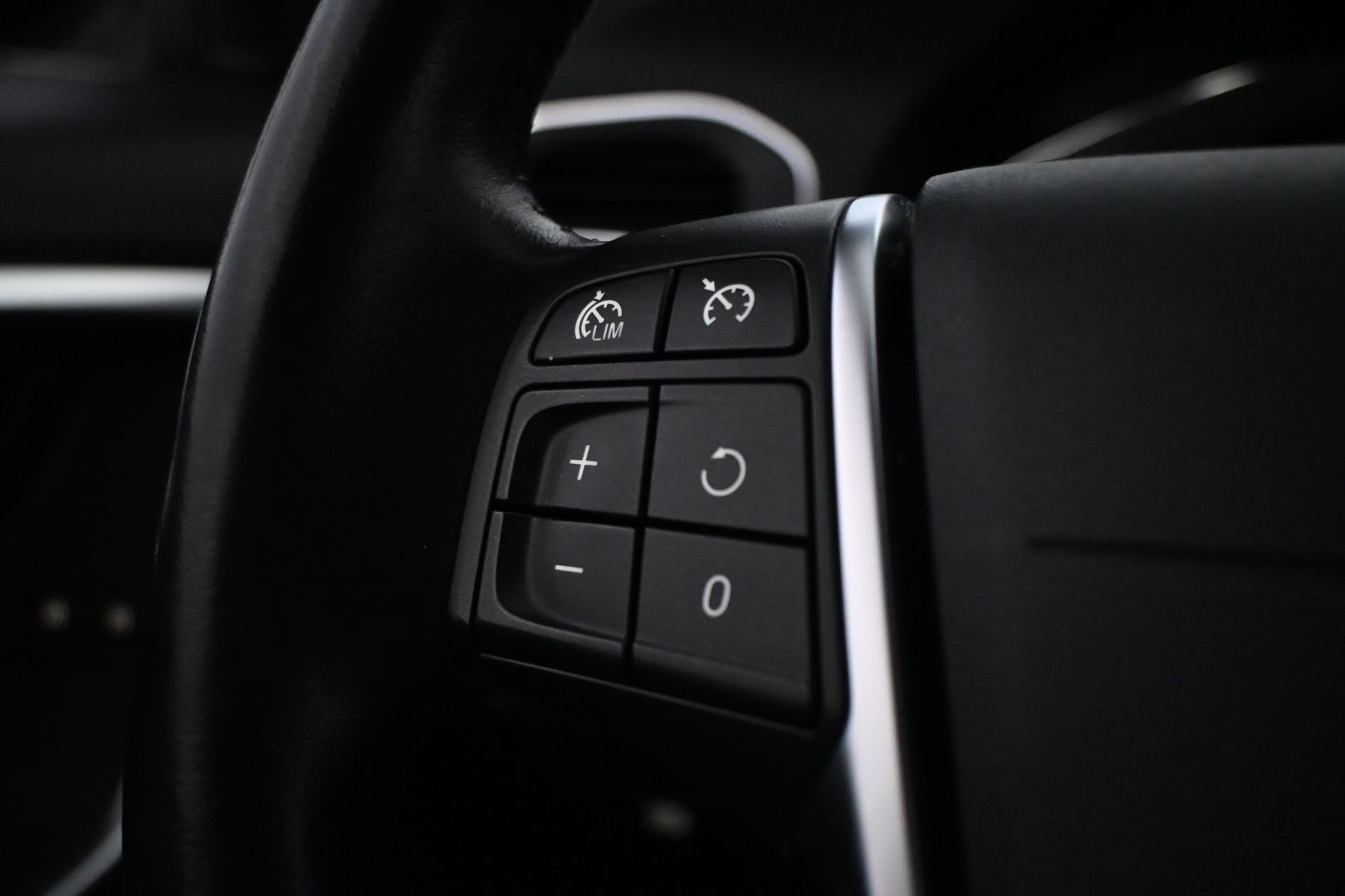 VOLVO V60 Cross Country 2017