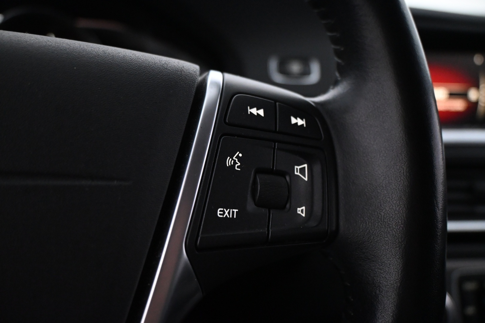 VOLVO V60 Cross Country 2017