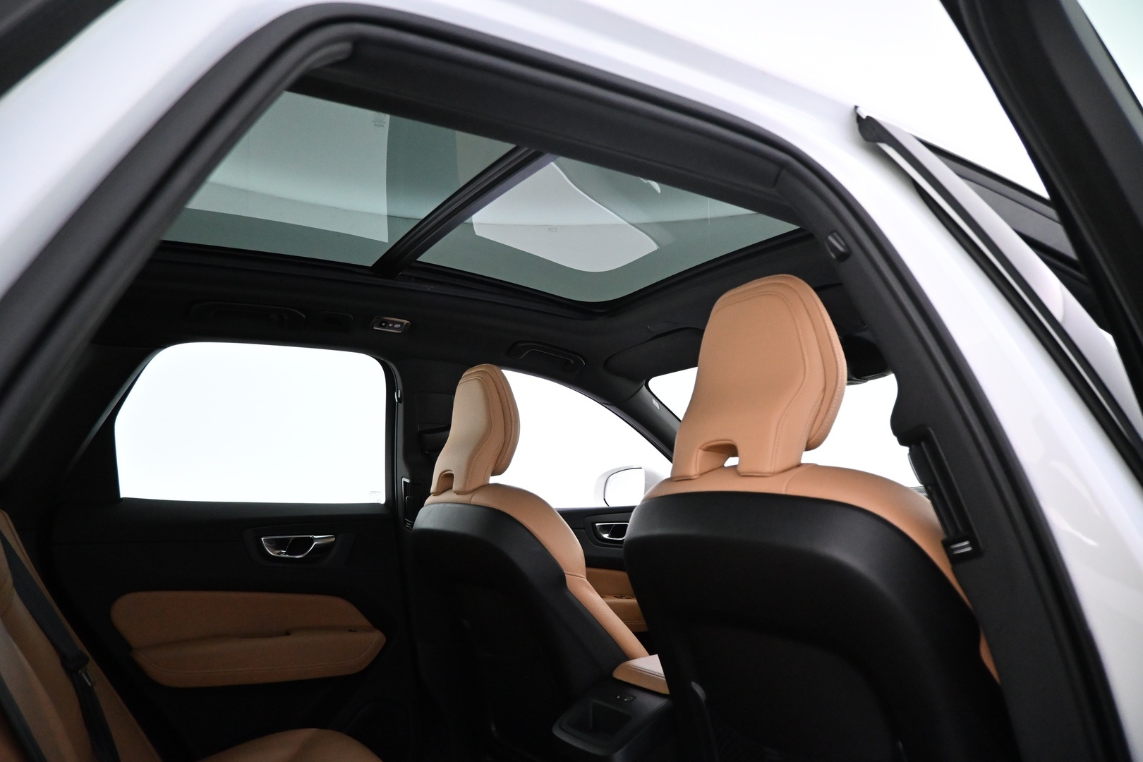 VOLVO XC60 2019