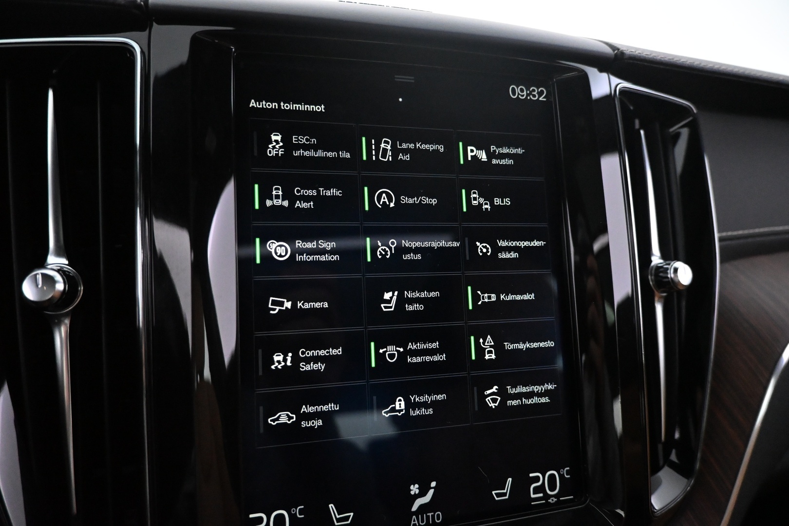 VOLVO XC60 2019