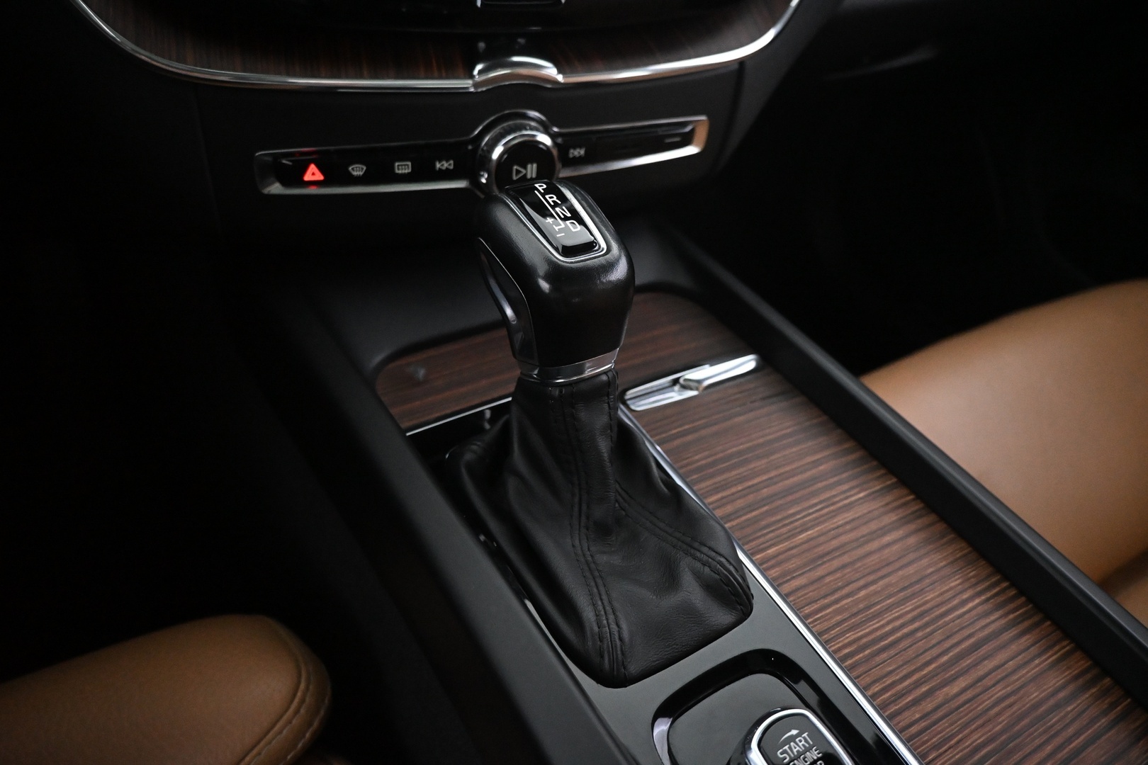VOLVO XC60 2019