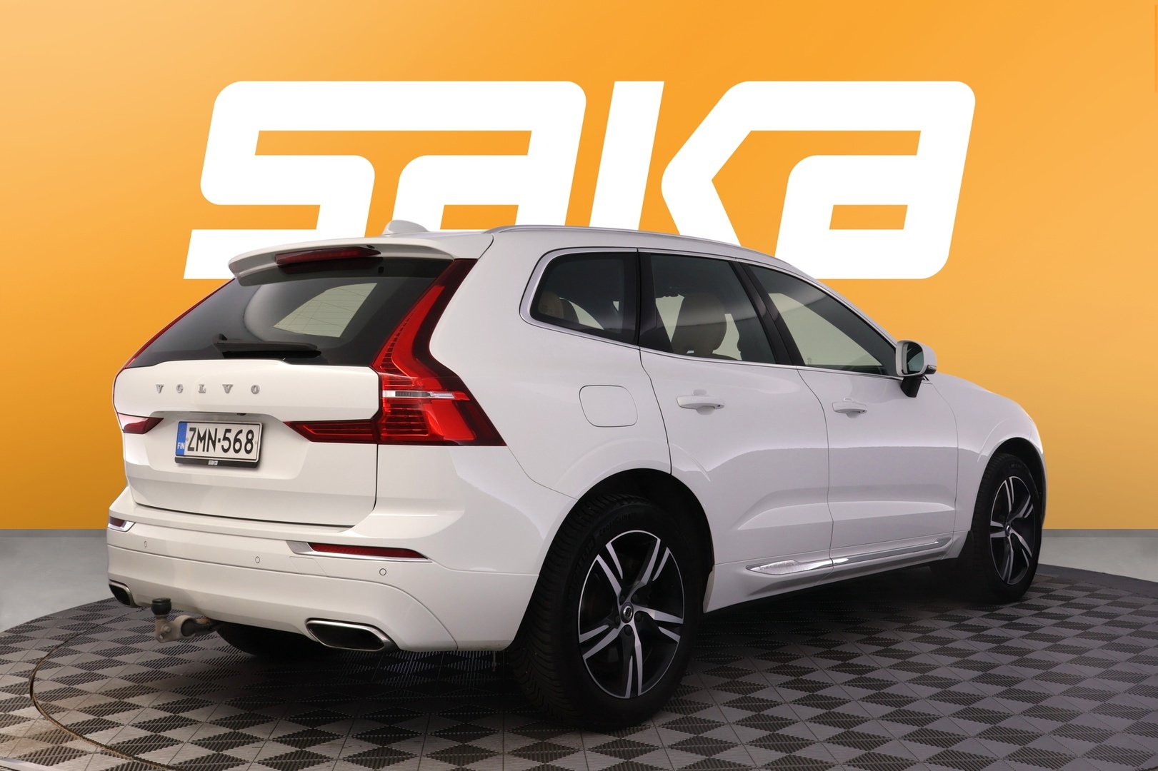 VOLVO XC60 2019