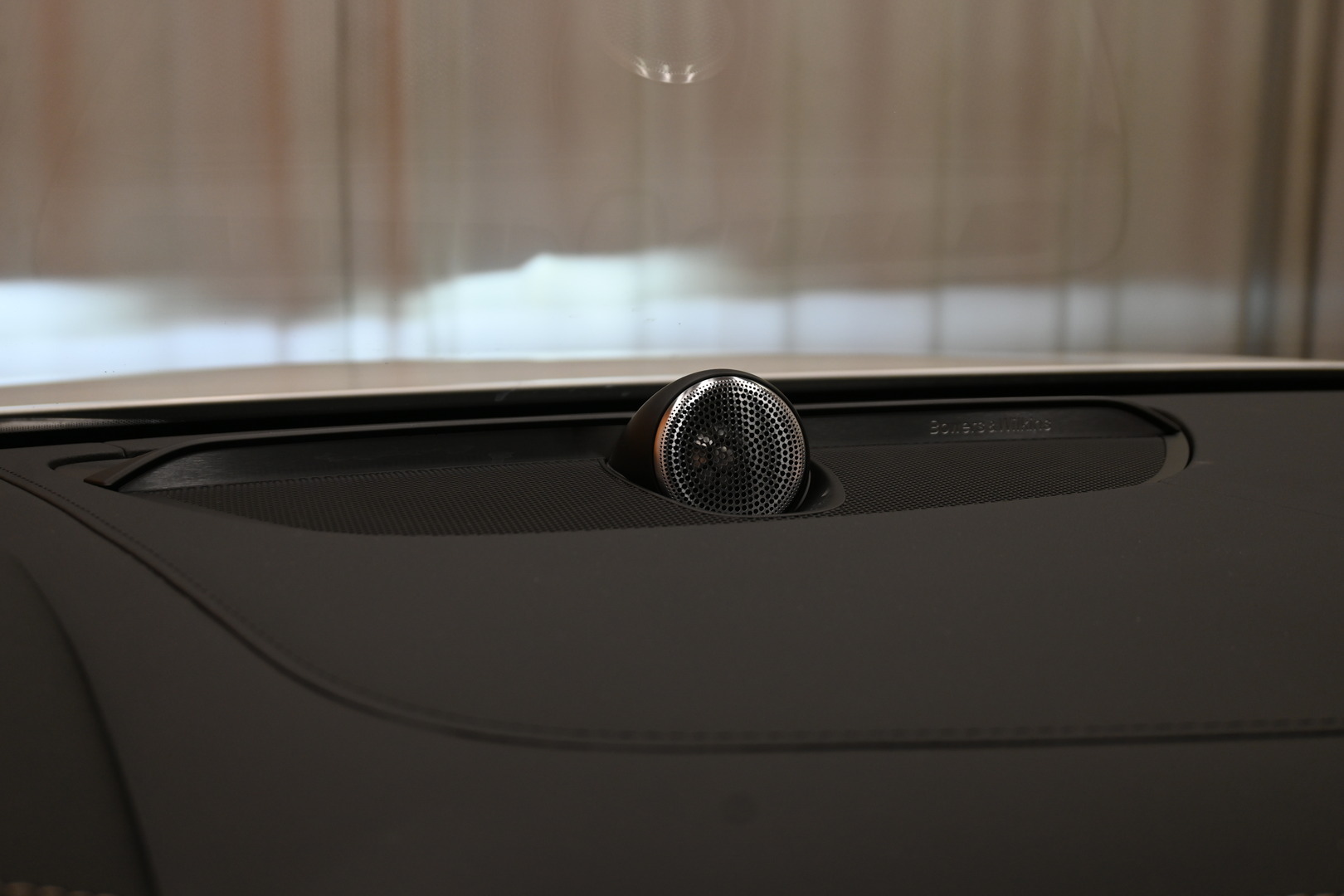 VOLVO V90 2022